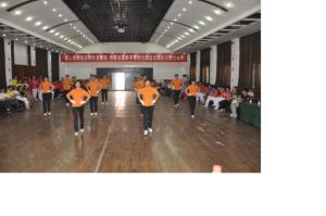 基础部组织教师参加学院广播操比赛